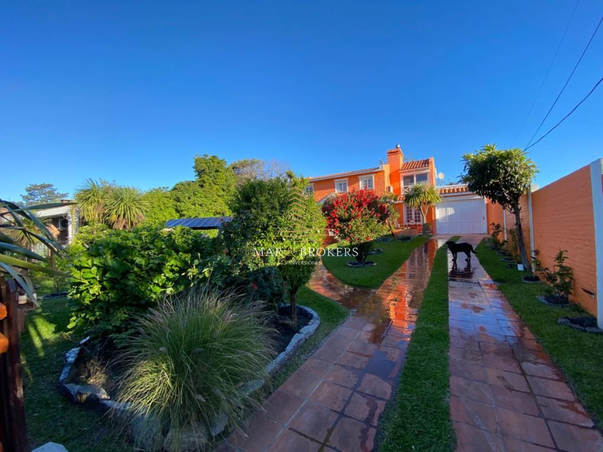 Casa ID.852 - Casa en Barrio Las Delicias 