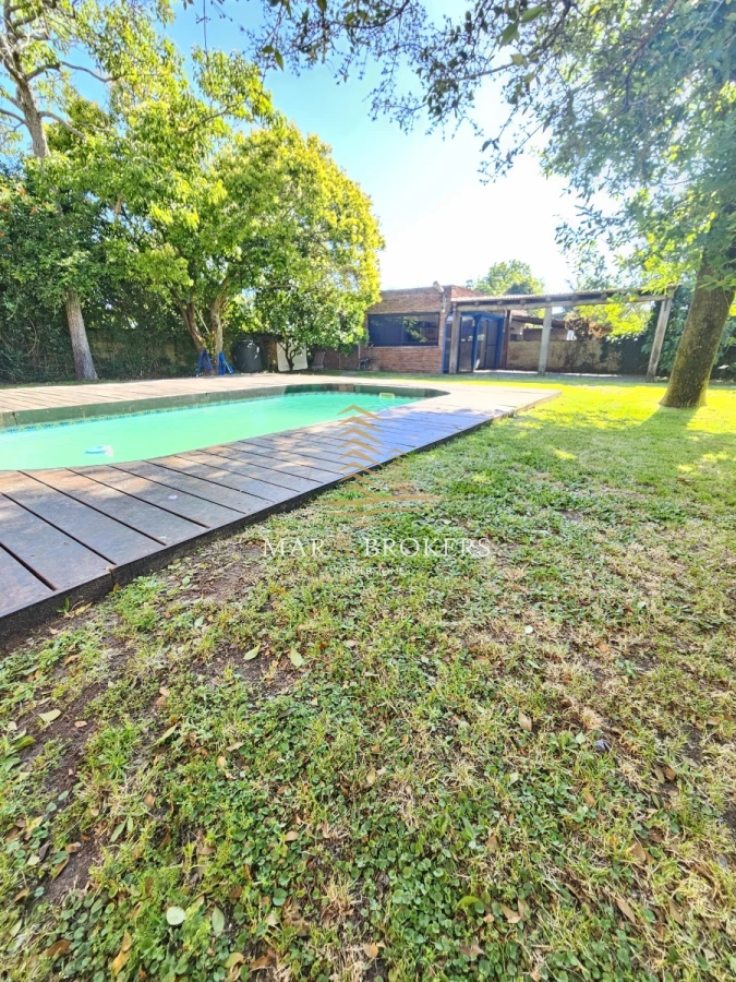 Casa ID.911 - Excelente casa en venta en Altos del Pinar