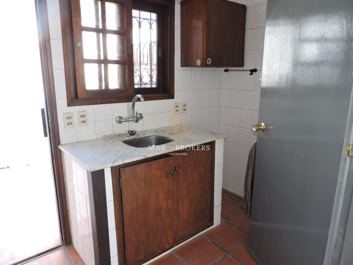 Local Comercial ID.1737 - Alquiler anual en el centro de Maldonado