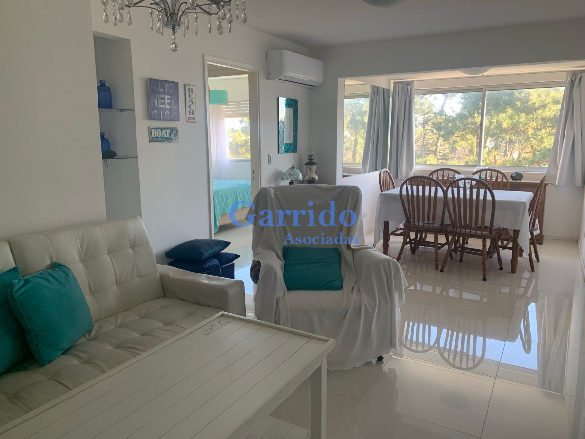Apartamento ID.3294 - Vendo apto 2 dormitorios 