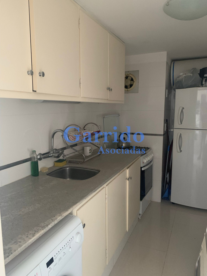 Apartamento ID.3294 - Vendo apto 2 dormitorios 