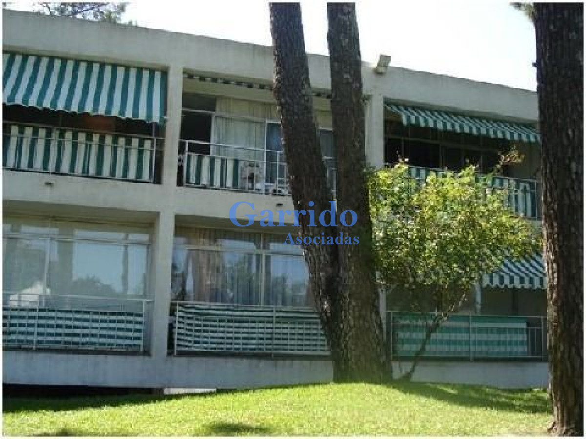 Apartamento ID.3128 - Venta, Parada 18 De La Mansa, 1 Dor Con Doble Cochera Ref 31