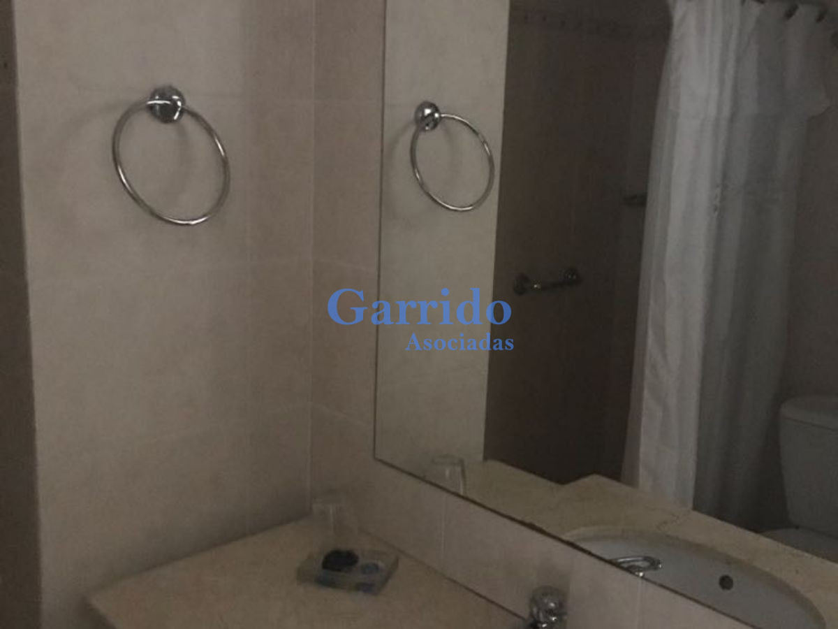 Apartamento ID.3151 - Oportunidad  Alquiler Piso Alto 3 Dor - 2 Baños Ref 1270