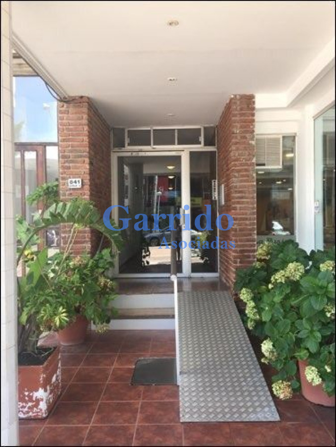 Apartamento ID.3165 - Venta, Apto 1 Dor En Gorlero, Península, Ref 1363
