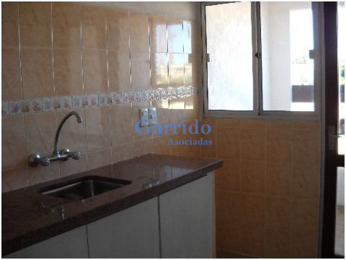 Apartamento ID.3199 - Venta Centro Maldonado 2 Dor - Ref 660