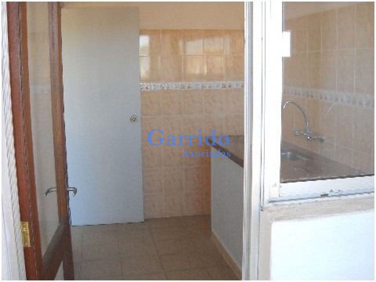 Apartamento ID.3199 - Venta Centro Maldonado 2 Dor - Ref 660