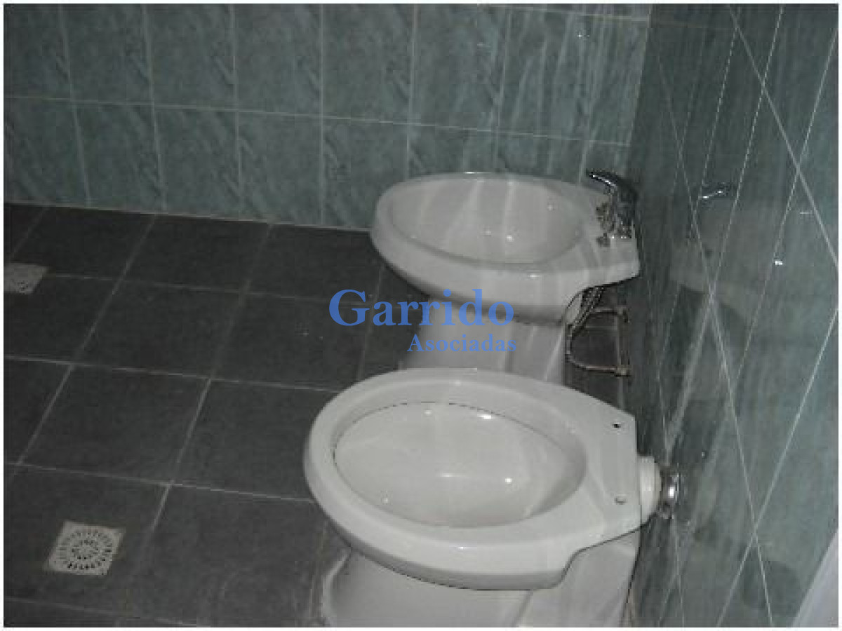 Apartamento ID.3199 - Venta Centro Maldonado 2 Dor - Ref 660