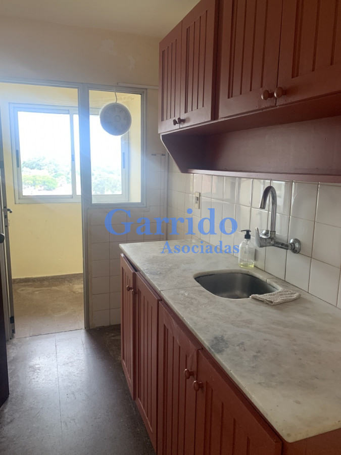 Apartamento ID.669 - Alquilo anual apartamento en Maldonado 
