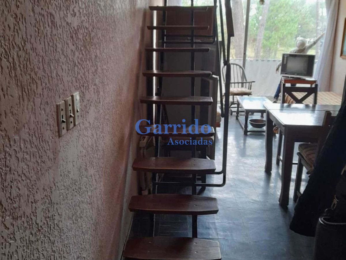 Apartamento ID.3023 - Vendo Duplex! 2 Dorm 1 Baño Ref 1208