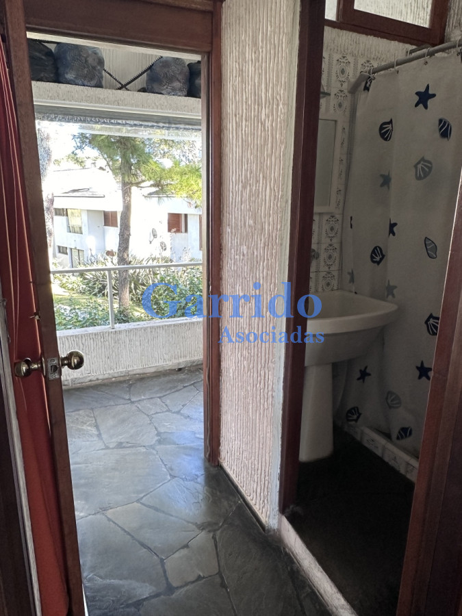 Apartamento ID.3563 - Vendo apto con parrillero