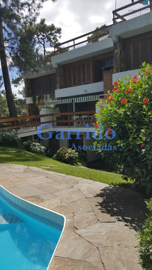 Apartamento ID.3325 - Alquilo Enero Duplex A