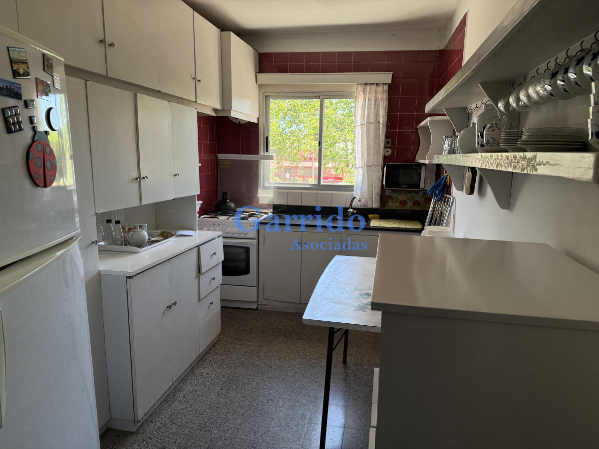 Apartamento ID.3711 - Vendo departamento 2 dormitorios excelente ubicación. 