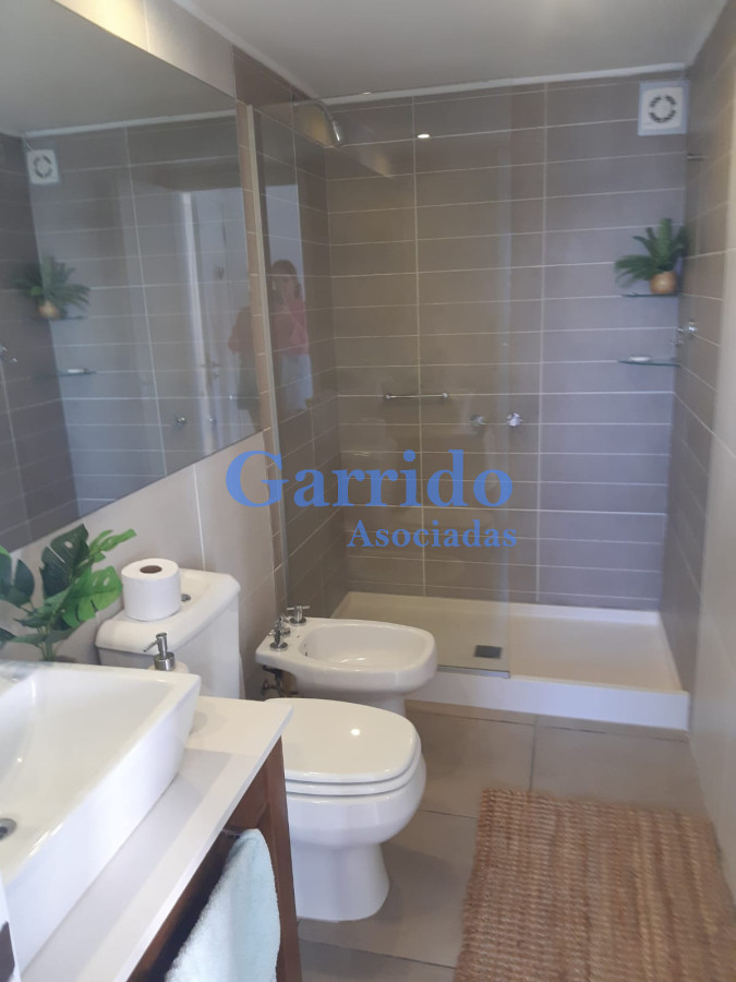 Apartamento ID.3613 - Alquilo apto 1 dorm y medio  todos los servicios