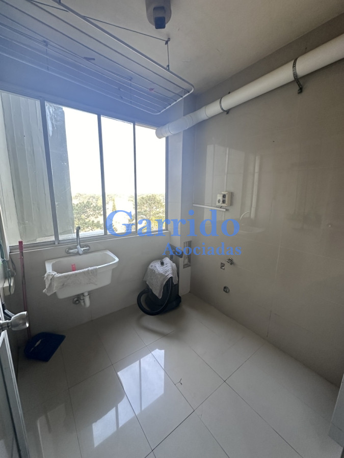 Apartamento ID.3536 - Oportunidad, reciclado !!!! 3 dormitorios ,  bajo de precio!!!!!