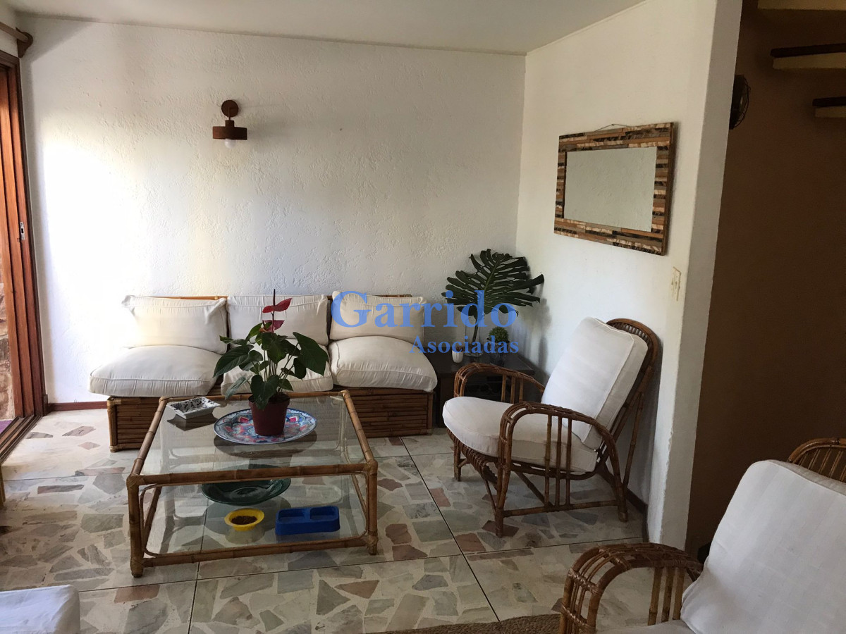 Apartamento ID.3325 - Alquilo Enero Duplex A