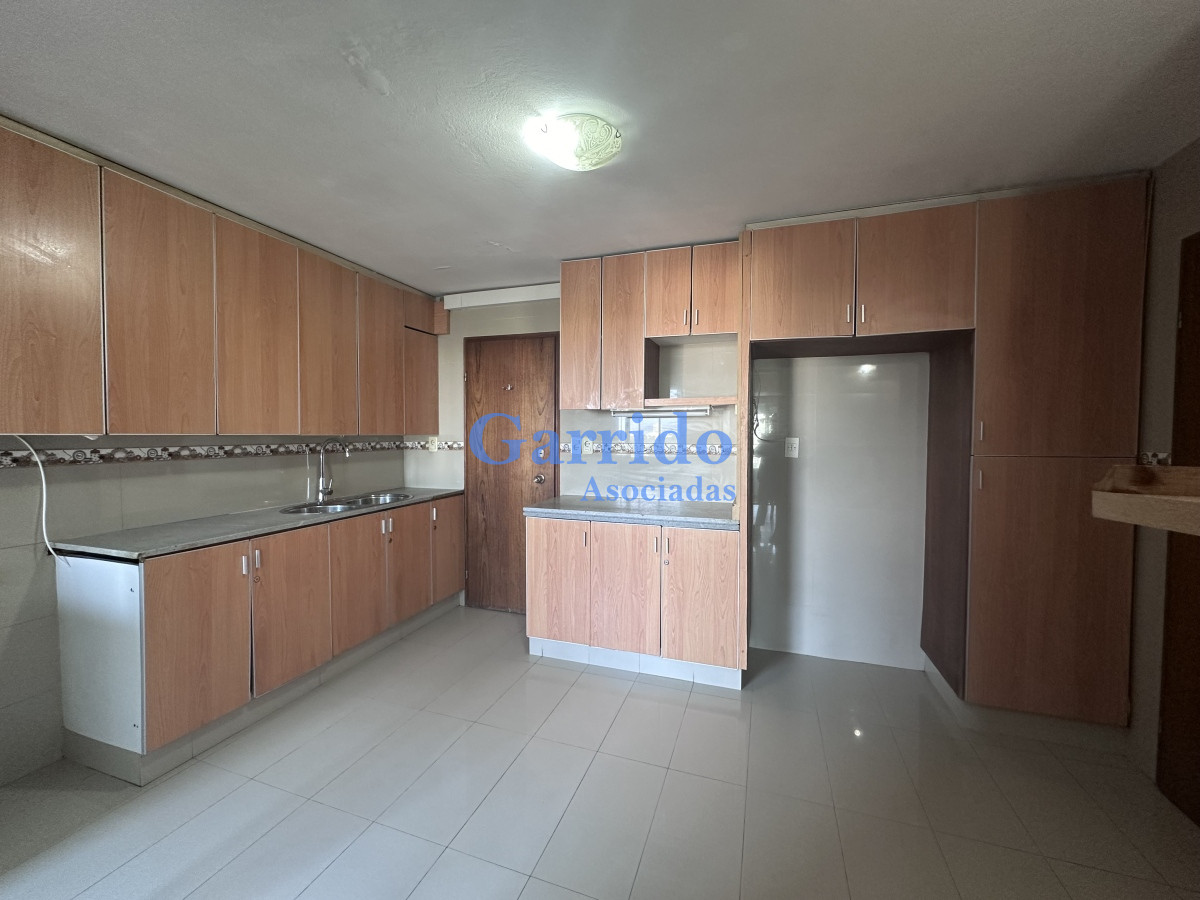 Apartamento ID.3536 - Oportunidad, reciclado !!!! 3 dormitorios ,  bajo de precio!!!!!