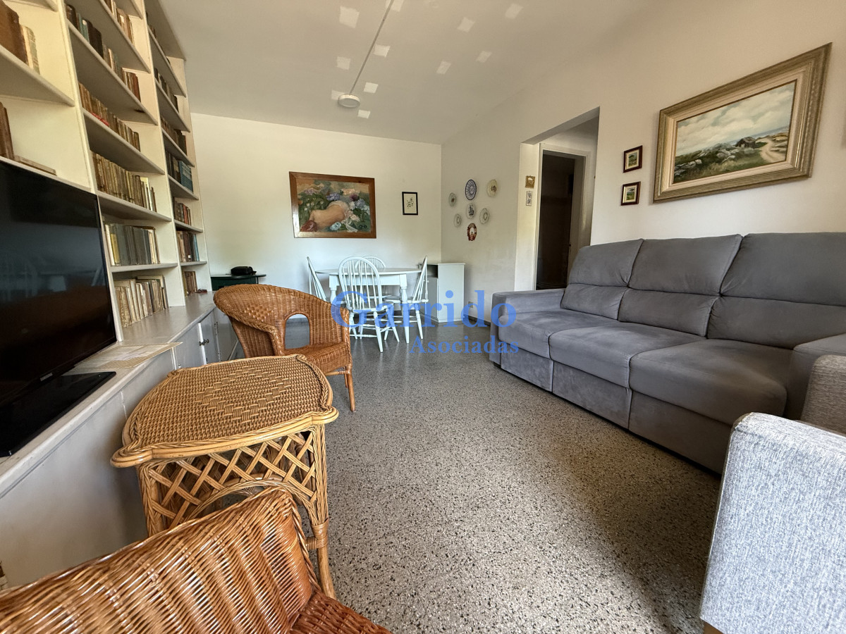 Apartamento ID.3711 - Vendo departamento 2 dormitorios excelente ubicación. 