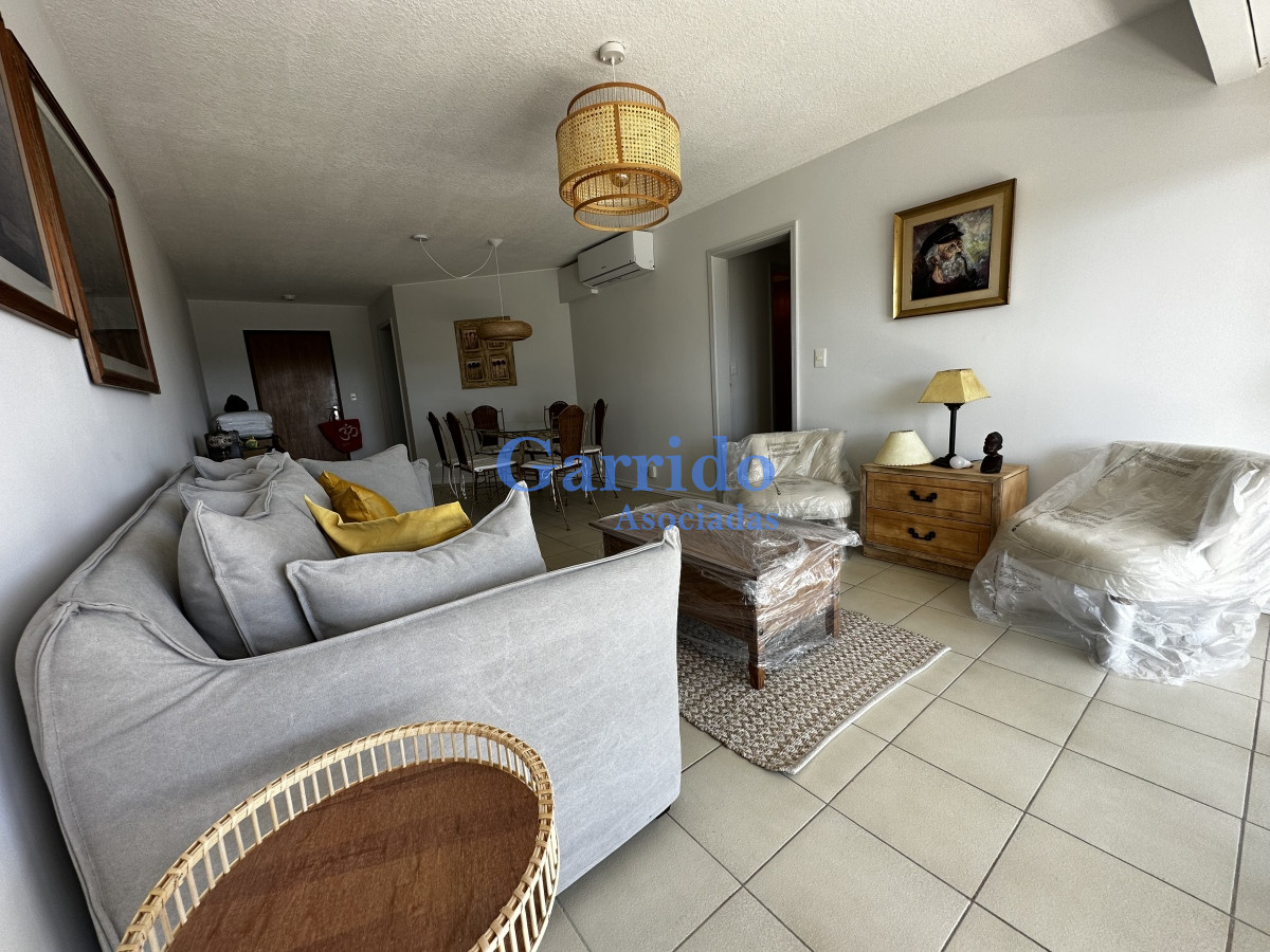 Apartamento ID.3444 - Alquiler 2 dormitorios , Roosevelt