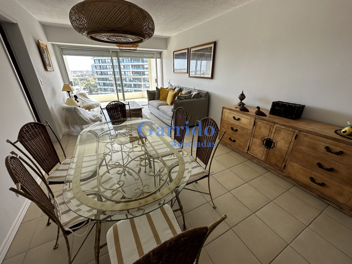 Apartamento ID.3444 - Alquiler 2 dormitorios , Roosevelt