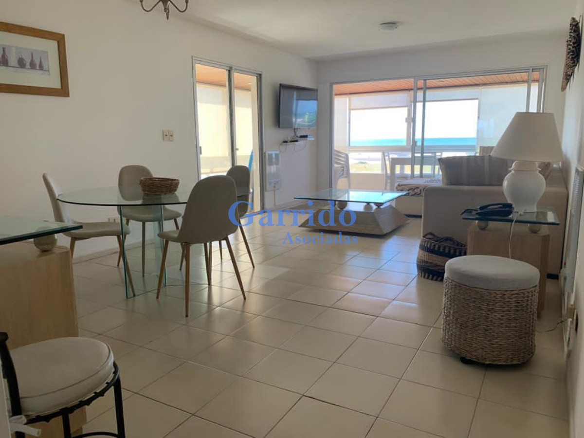 Apartamento ID.1483 - Primera  línea al mar