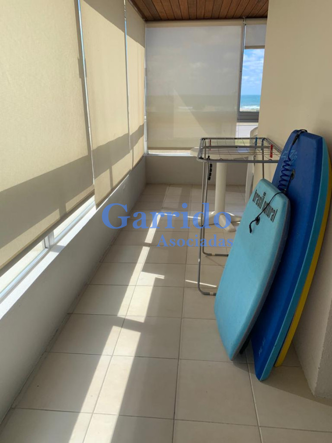 Apartamento ID.1483 - Primera  línea al mar
