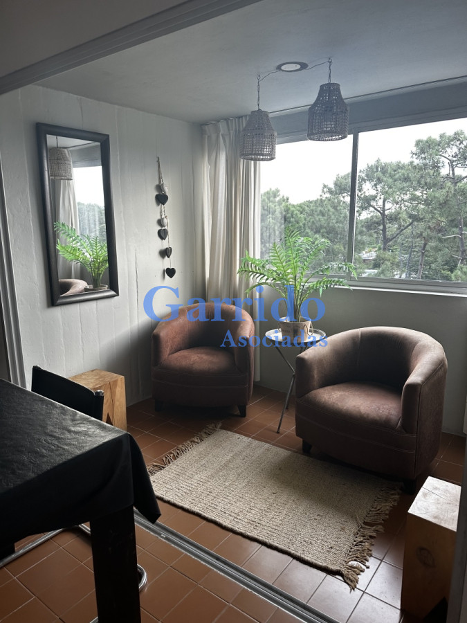 Apartamento ID.3504 - Vendo 2 dormitorios , Roosevelt