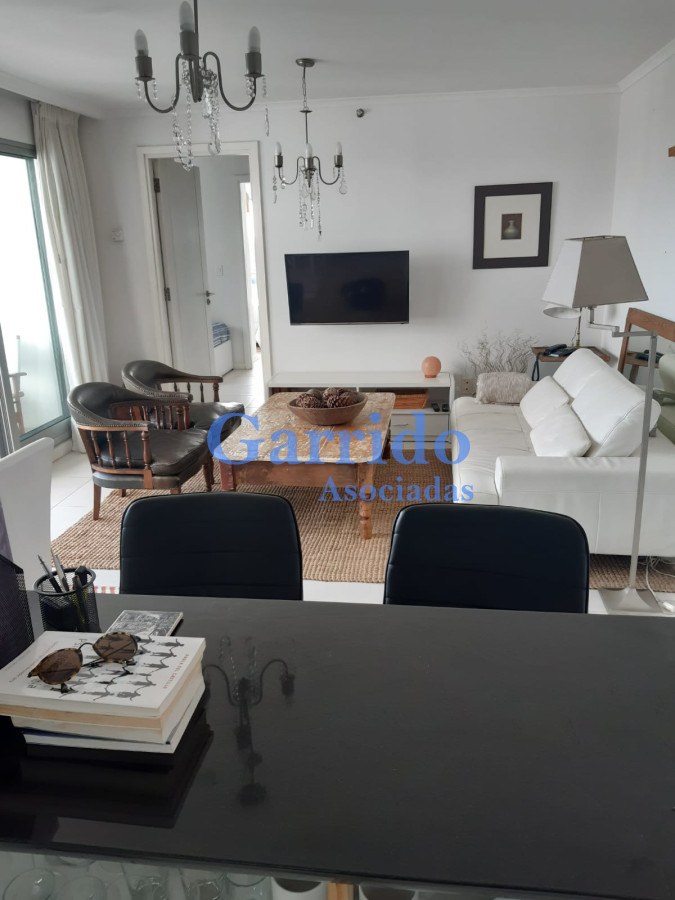 Apartamento ID.3613 - Alquilo apto 1 dorm y medio  todos los servicios