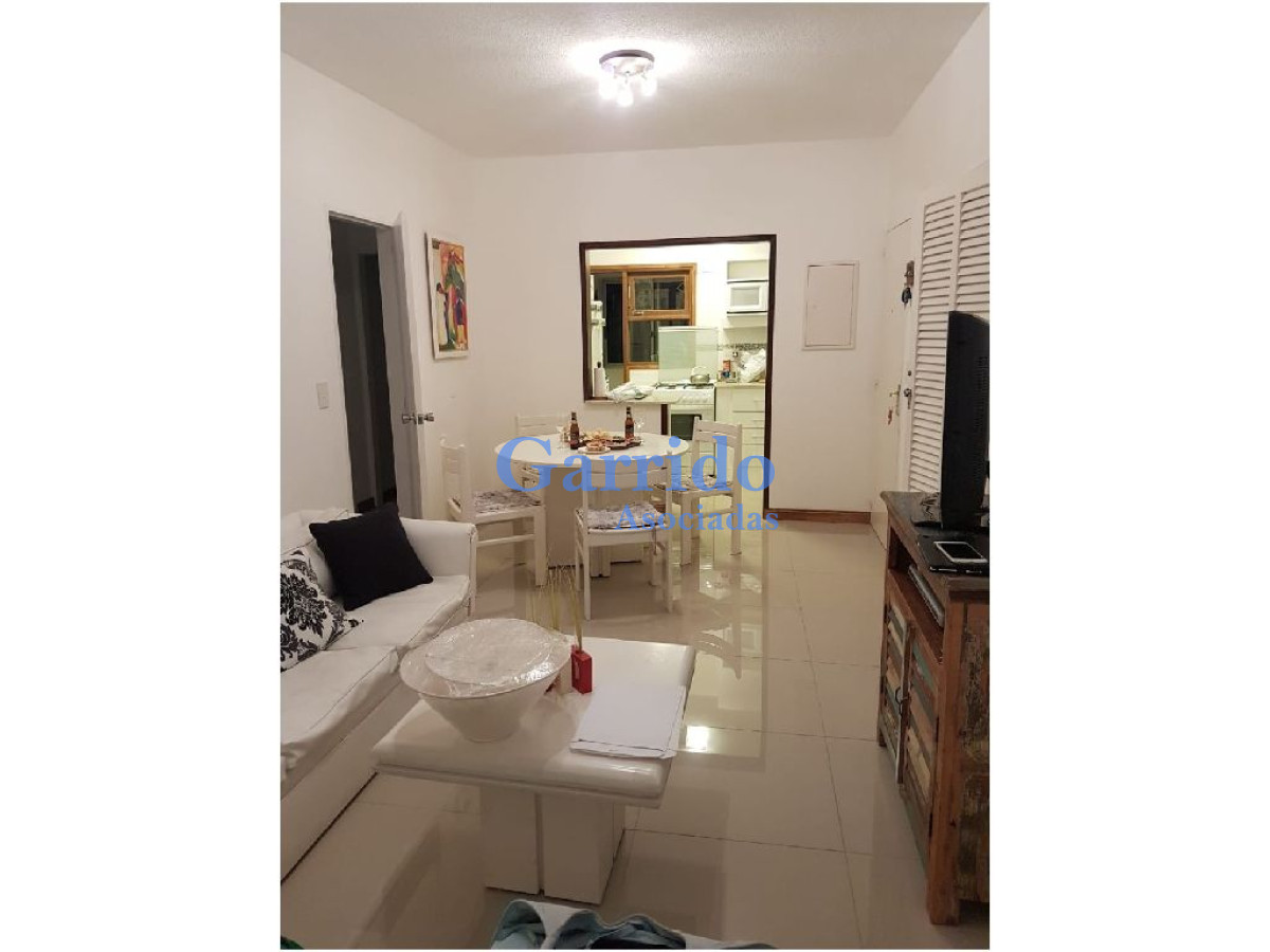 Apartamento ID.1292 - Vendo , Alquilo  Roosevelt , reciclado .