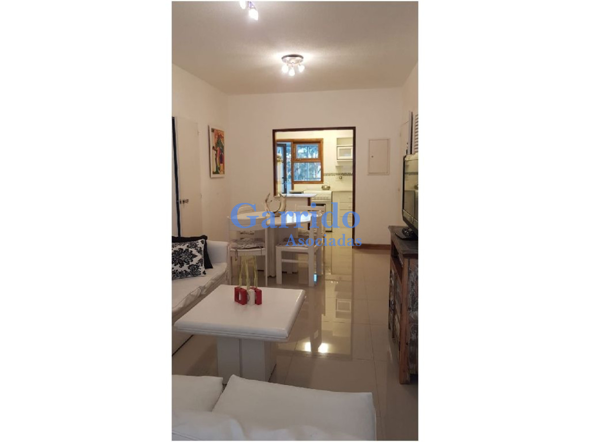 Apartamento ID.1292 - Vendo , Alquilo  Roosevelt , reciclado .