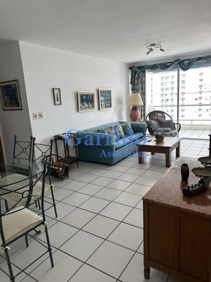 Apartamento ID.3396 - Vendo apto primeras paradas. Dos dormiotiorios