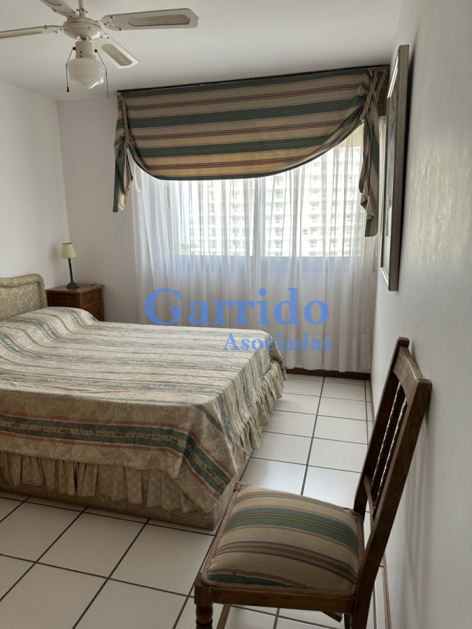 Apartamento ID.3396 - Vendo apto primeras paradas. Dos dormiotiorios