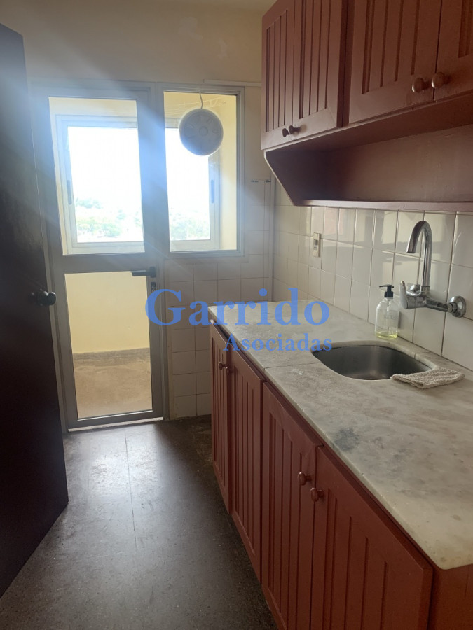 Apartamento ID.669 - Alquilo anual apartamento en Maldonado 