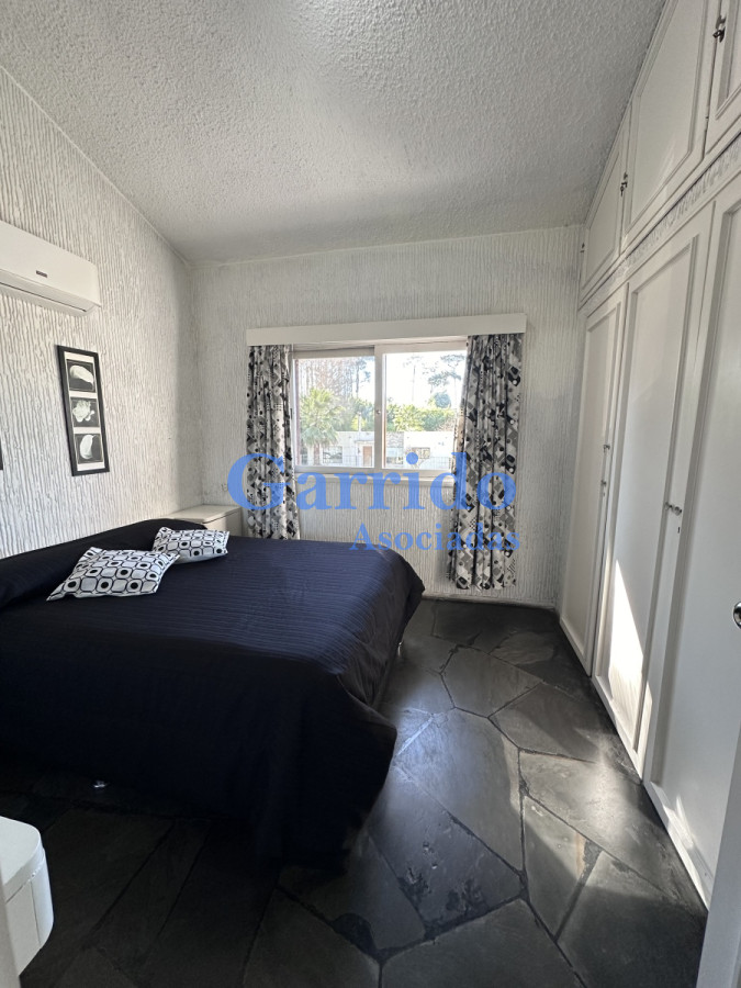 Apartamento ID.3563 - Vendo apto con parrillero