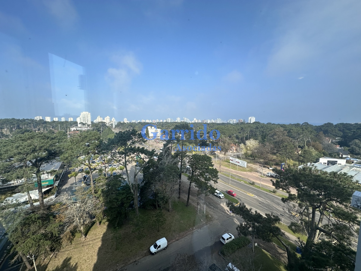 Apartamento ID.3536 - Oportunidad, reciclado !!!! 3 dormitorios ,  bajo de precio!!!!!