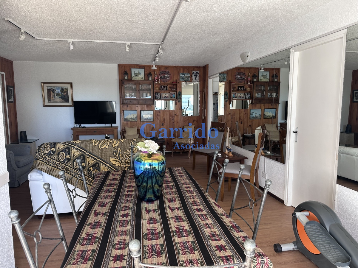 Apartamento ID.3266 - Alquilo Anual 3 dormitorios
