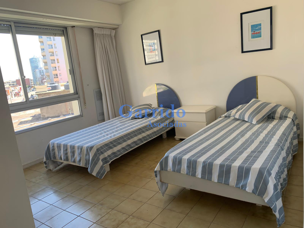 Apartamento ID.1483 - Primera  línea al mar