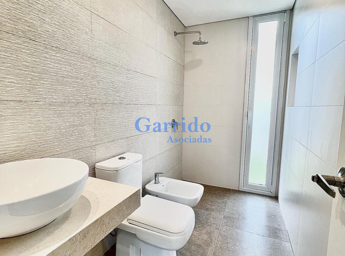 Casa ID.3286 - Vendo casa en barrio privado