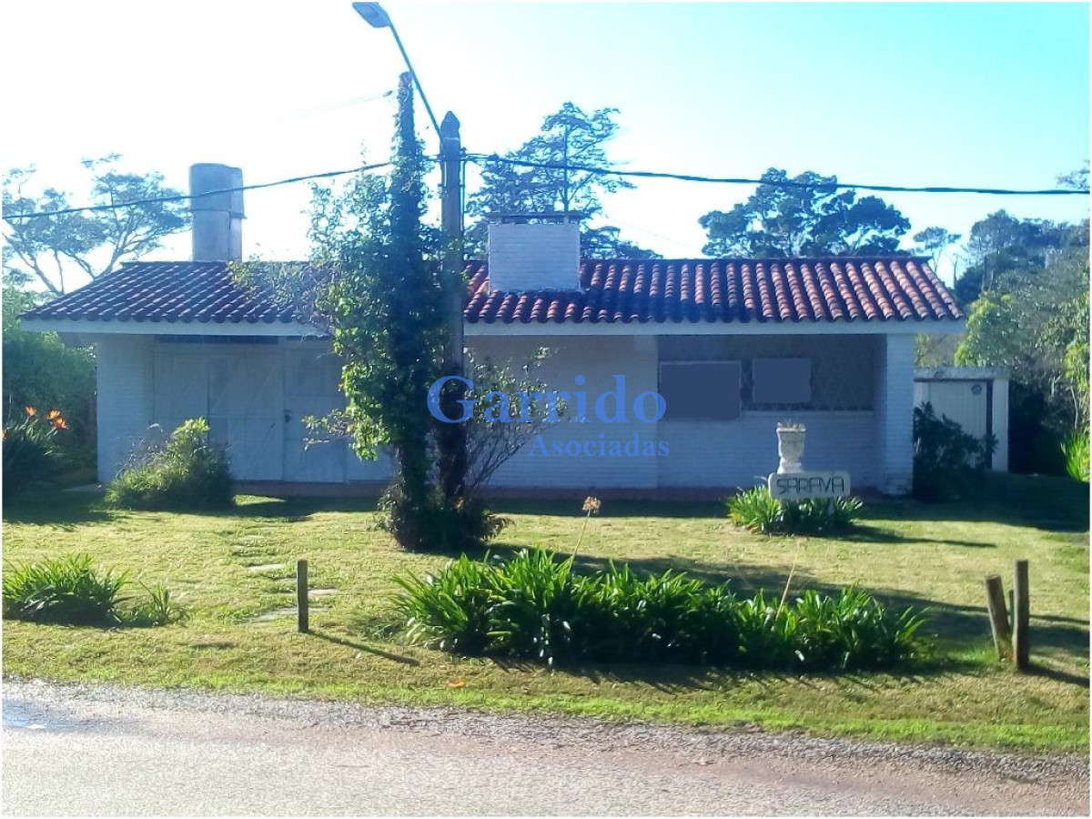 Casa en venta ref 2047
