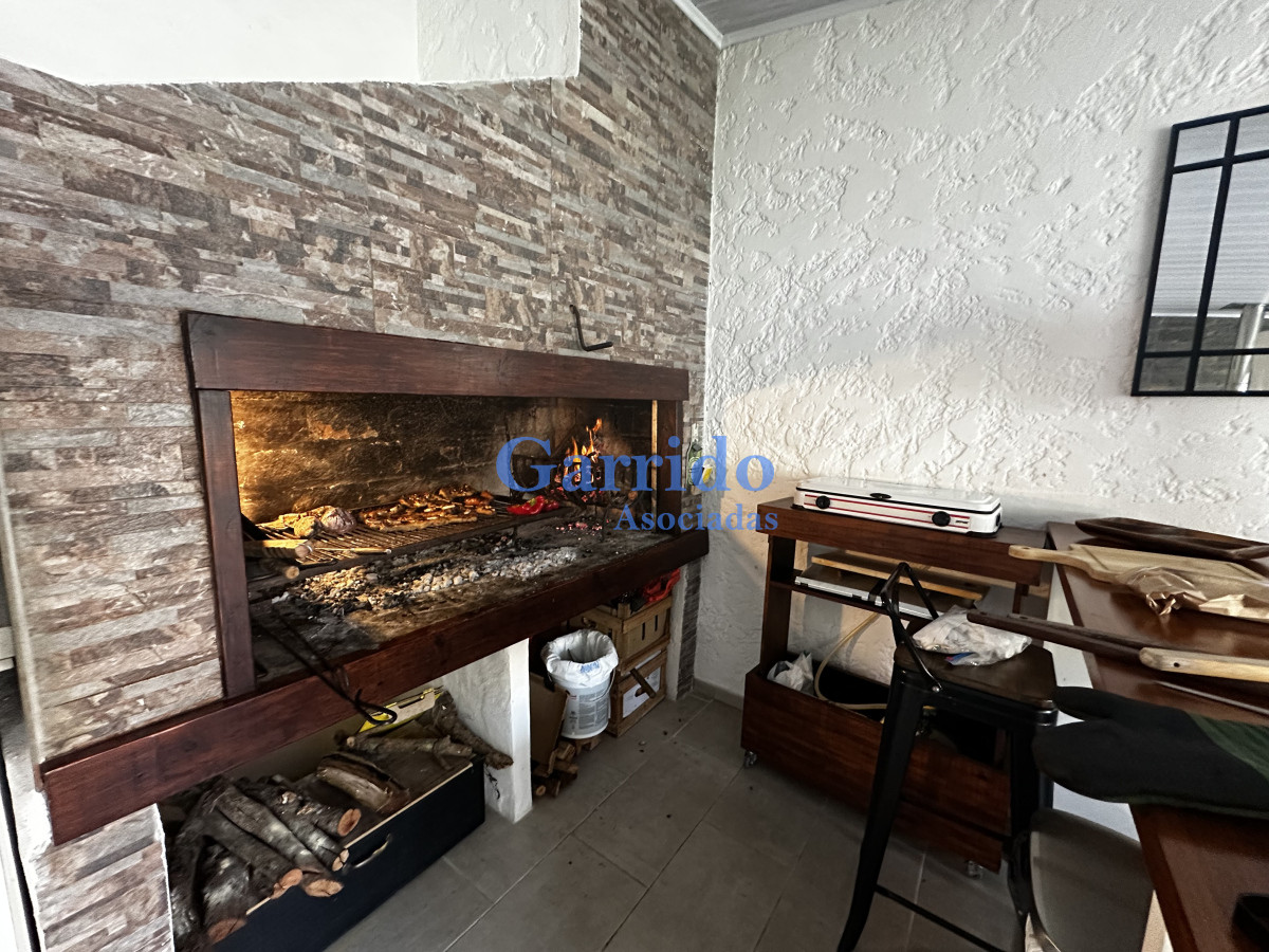 Casa ID.2059 - Muy linda casa a pasos de playa brava 