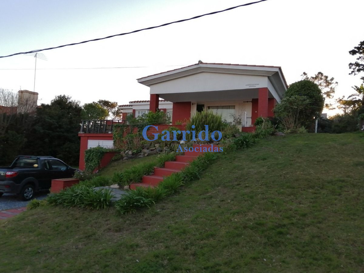 Casa ID.3135 - Pda 25 De La Mansa, 100 M De La Playa 4 Dorm 2 Baños Ref 654