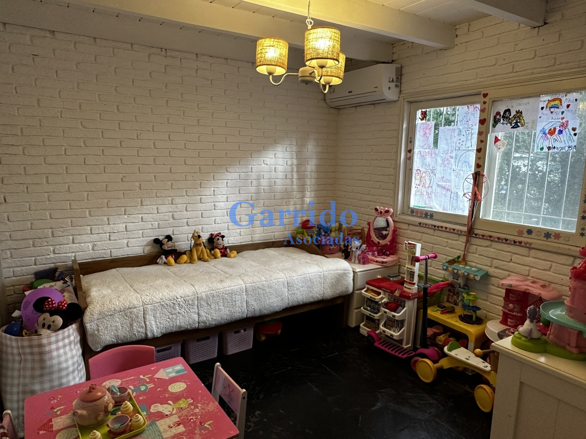 Casa ID.3386 - VENDO casa anual