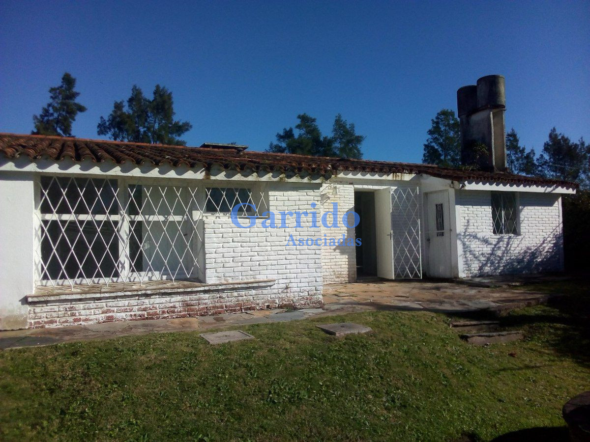 Casa ID.3156 - Casa En Beverly Hills De 2 Dorm, Parrillero Y Garaje Ref 586