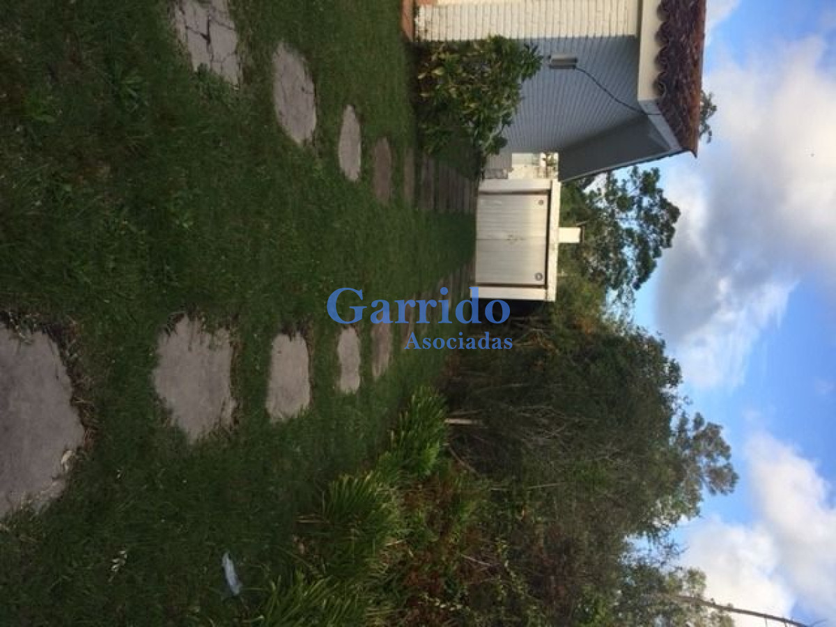 Casa ID.3156 - Casa En Beverly Hills De 2 Dorm, Parrillero Y Garaje Ref 586
