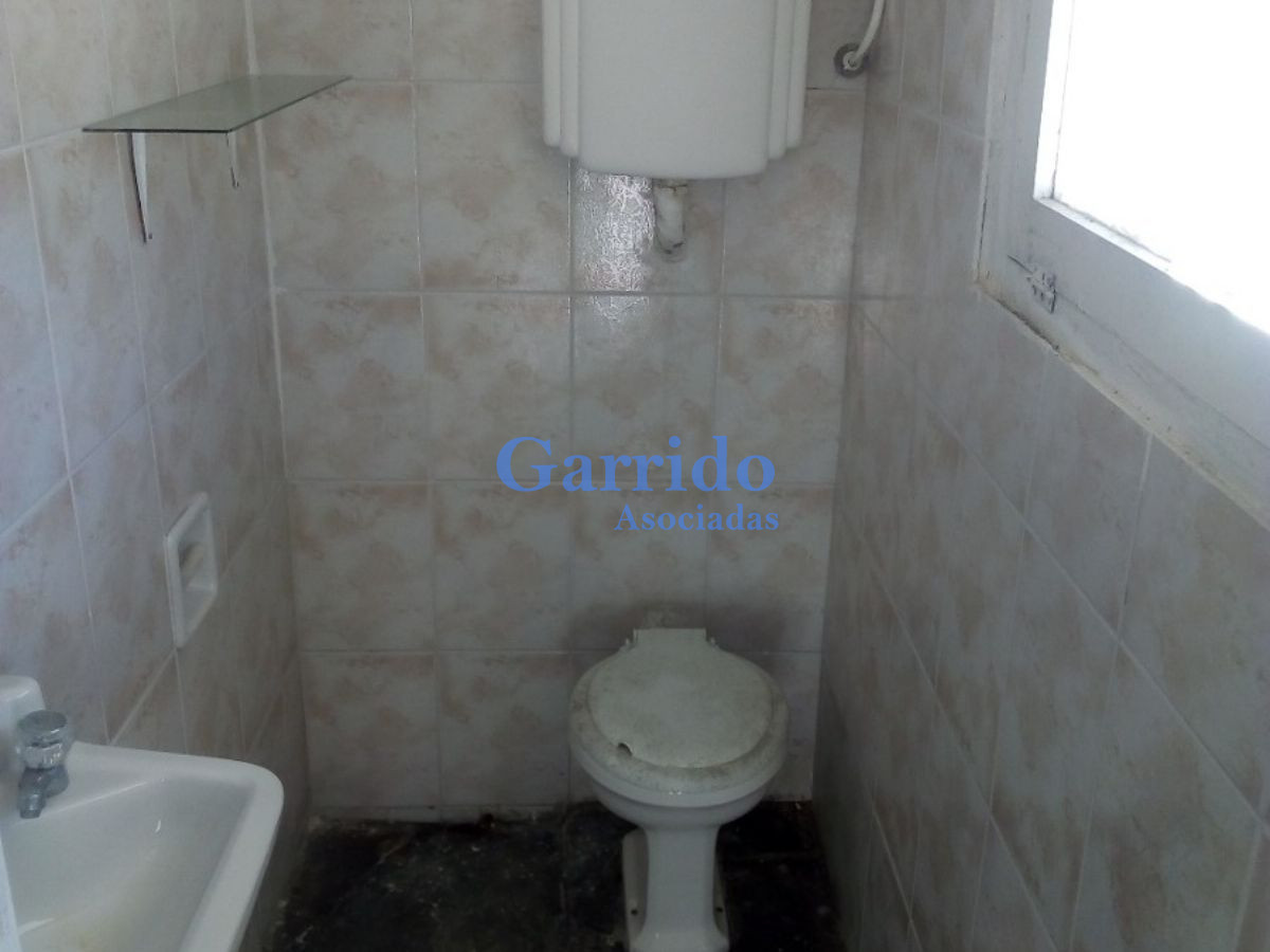Casa ID.3156 - Casa En Beverly Hills De 2 Dorm, Parrillero Y Garaje Ref 586