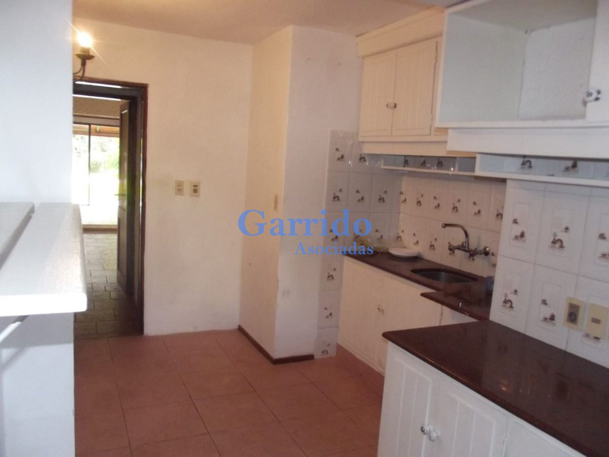 Casa ID.3161 - Venta, Chalet En Cantegrill 3 Dor, 2 B, Piscina, Ref 74
