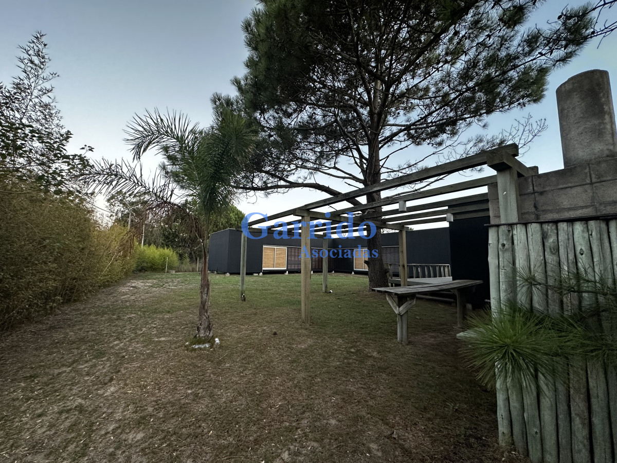 Casa ID.3482 - Vendo  casa , en la barra.