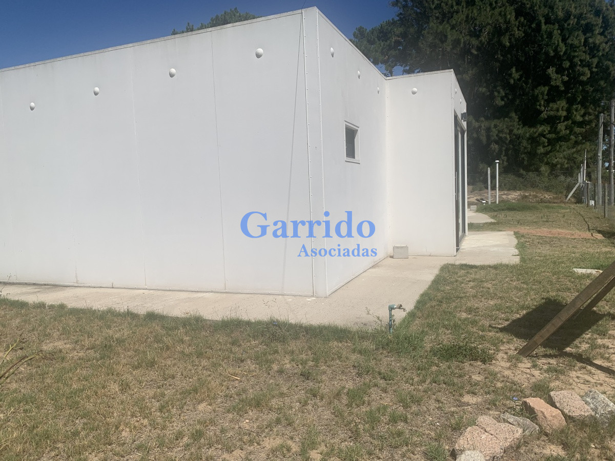 Casa ID.3346 - Oportunidad!!! Vendo dos casas  en un padrón , mansa