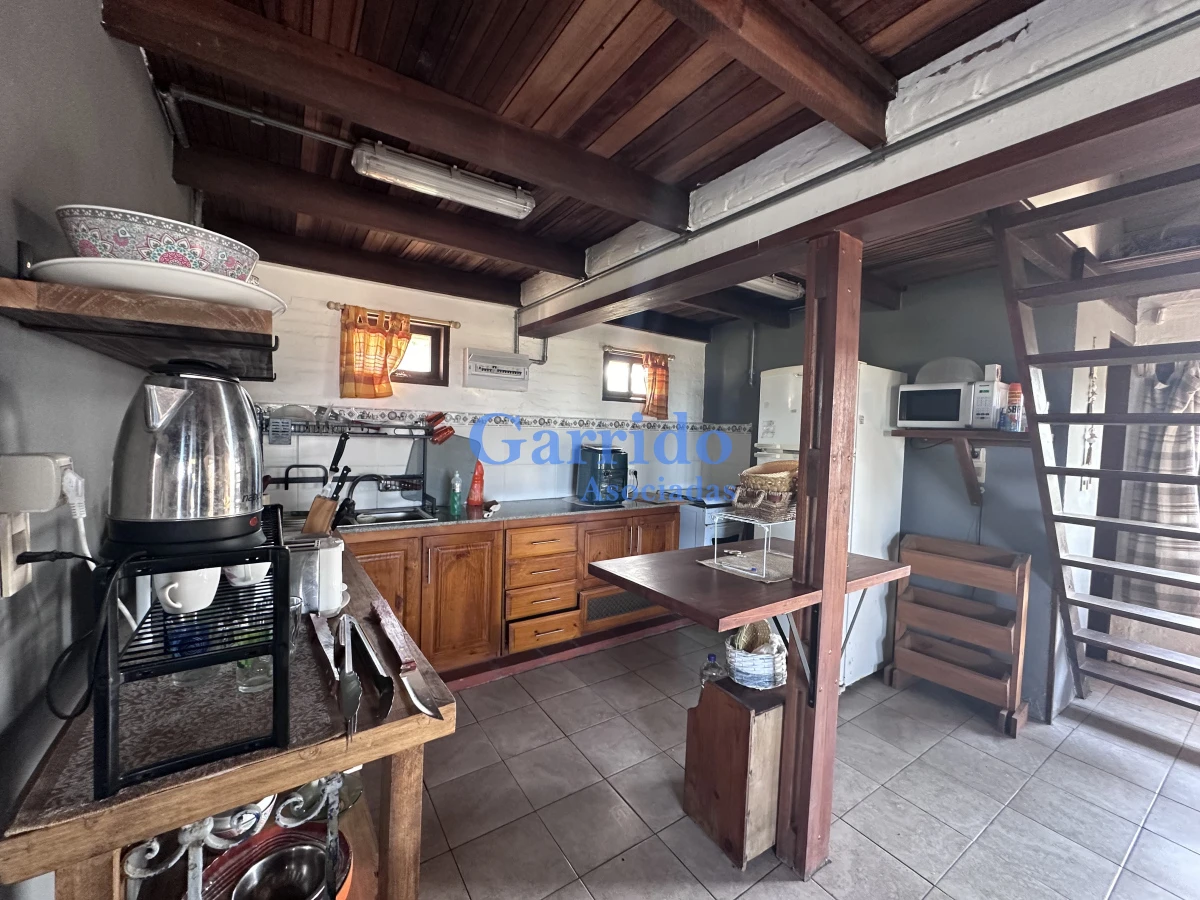 Casa ID.3607 - Vendo y Complejo cabañas en punta del diablo