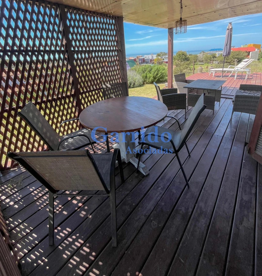 Casa ID.3607 - Vendo y Complejo cabañas en punta del diablo