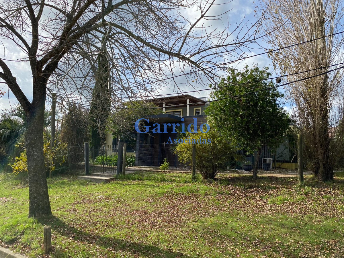 Casa ID.3537 - Casa a la Venta 